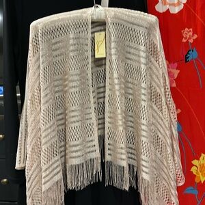 NWT Collection18 Blush Shawl. NWT one size fits all 100% polyester